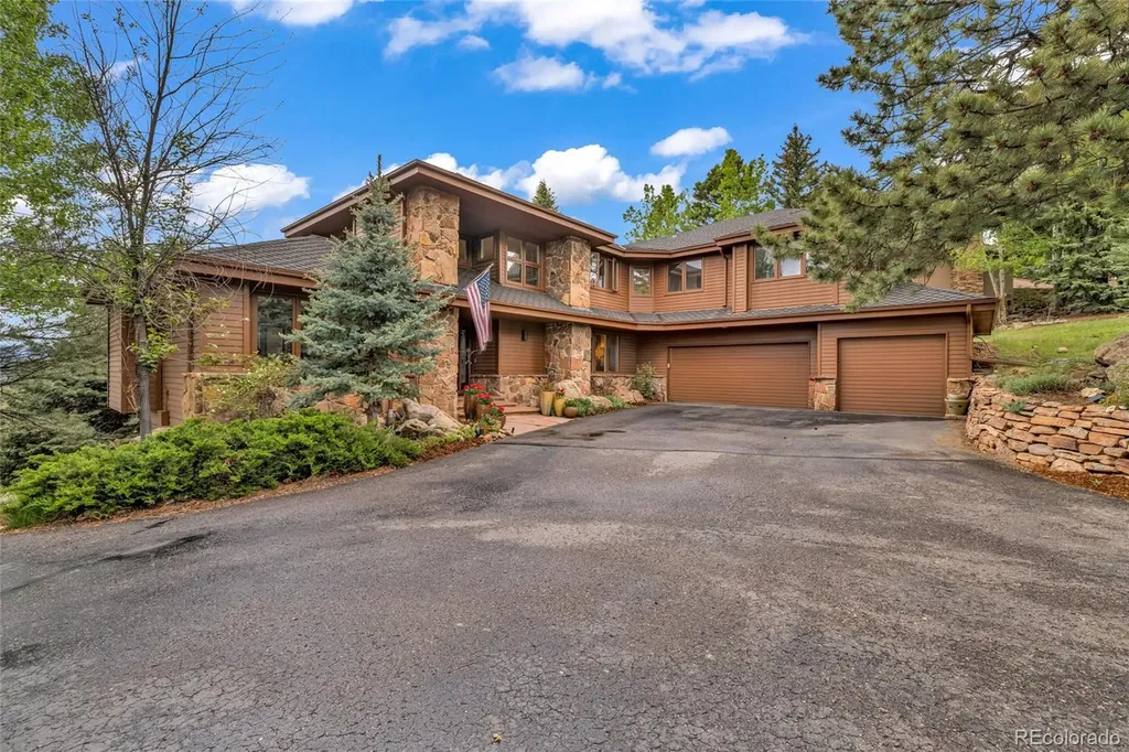 1306 Preserve Circle Golden CO 80401
