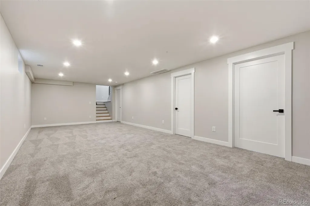 4495 W Lakeridge Road Denver CO 80219