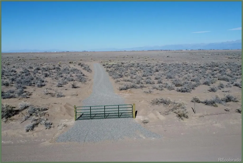 444 W Valley Drive San Luis CO 81152