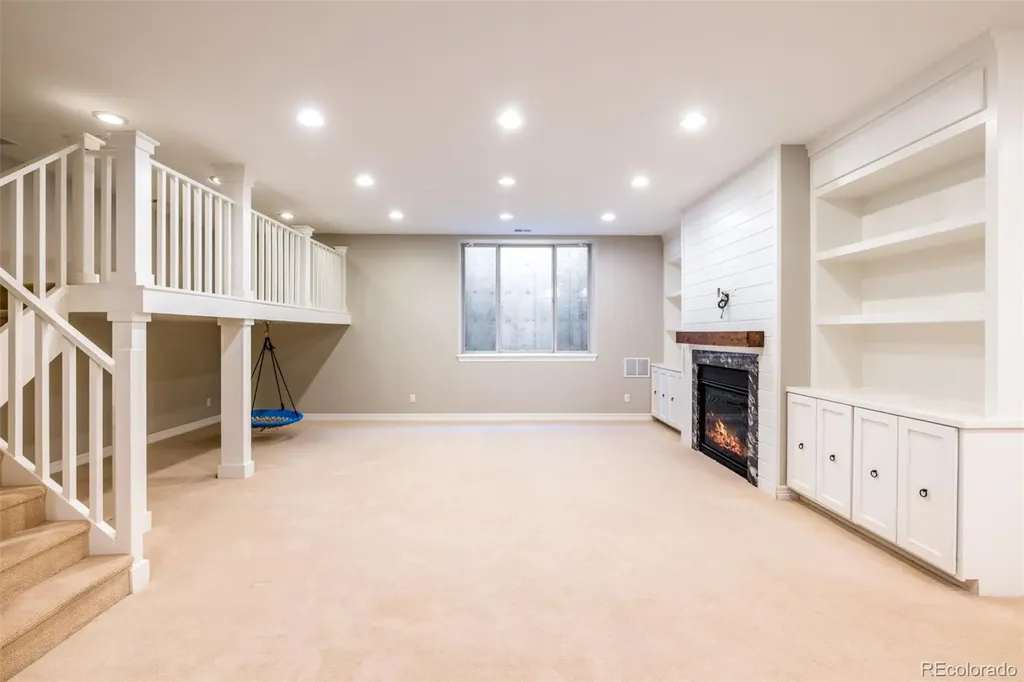 9740 E 32nd Avenue Denver CO 80238