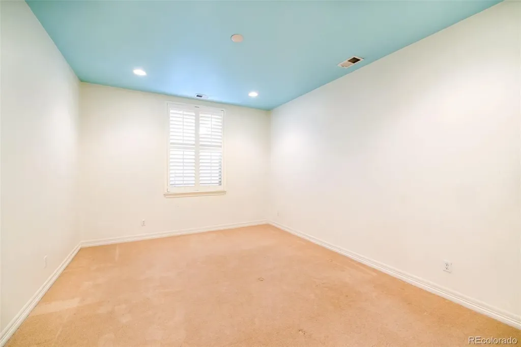9740 E 32nd Avenue Denver CO 80238