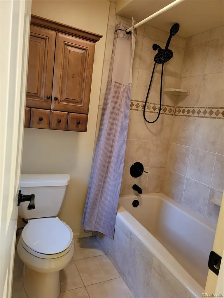 8401 E Long Avenue Centennial CO 80112
