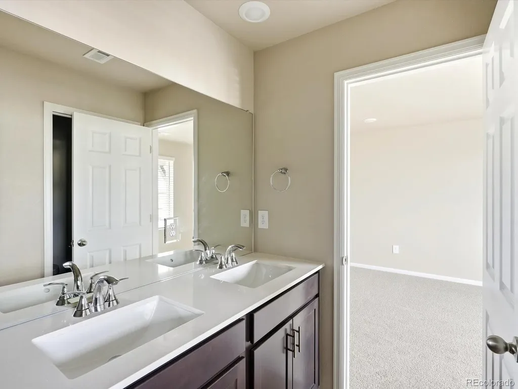 2222 E 164th Avenue Thornton CO 80602