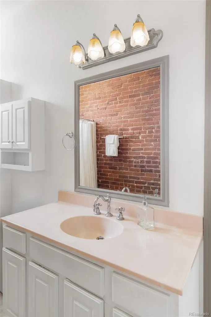 814 24th Street Denver CO 80205