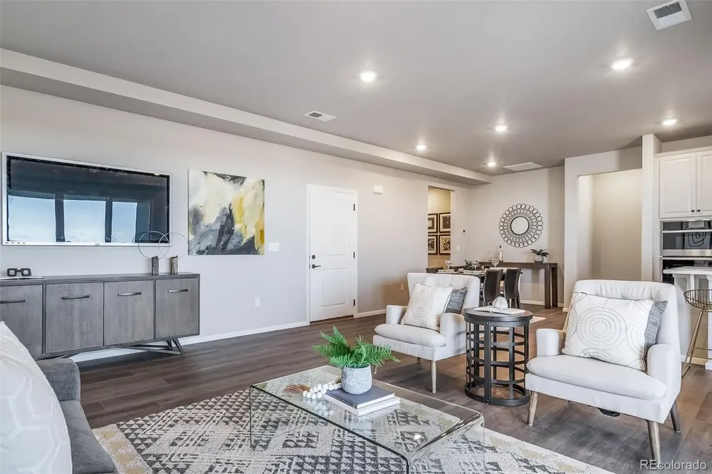 5163 N Quatar Street Aurora CO 80019
