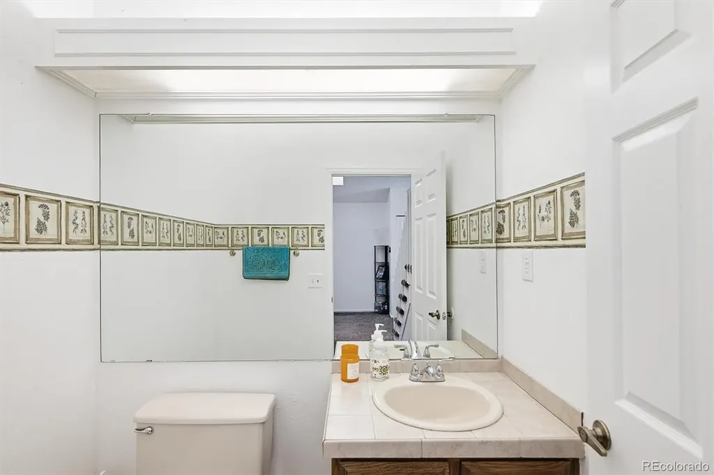 6405 S Hudson Street Centennial CO 80121