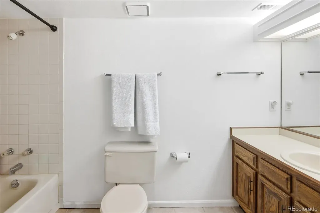 6405 S Hudson Street Centennial CO 80121
