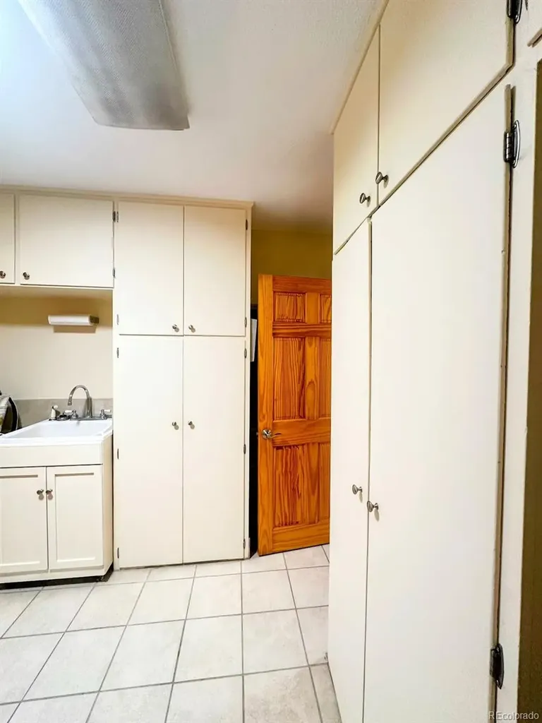 1207 Lincoln Street Alamosa CO 81101