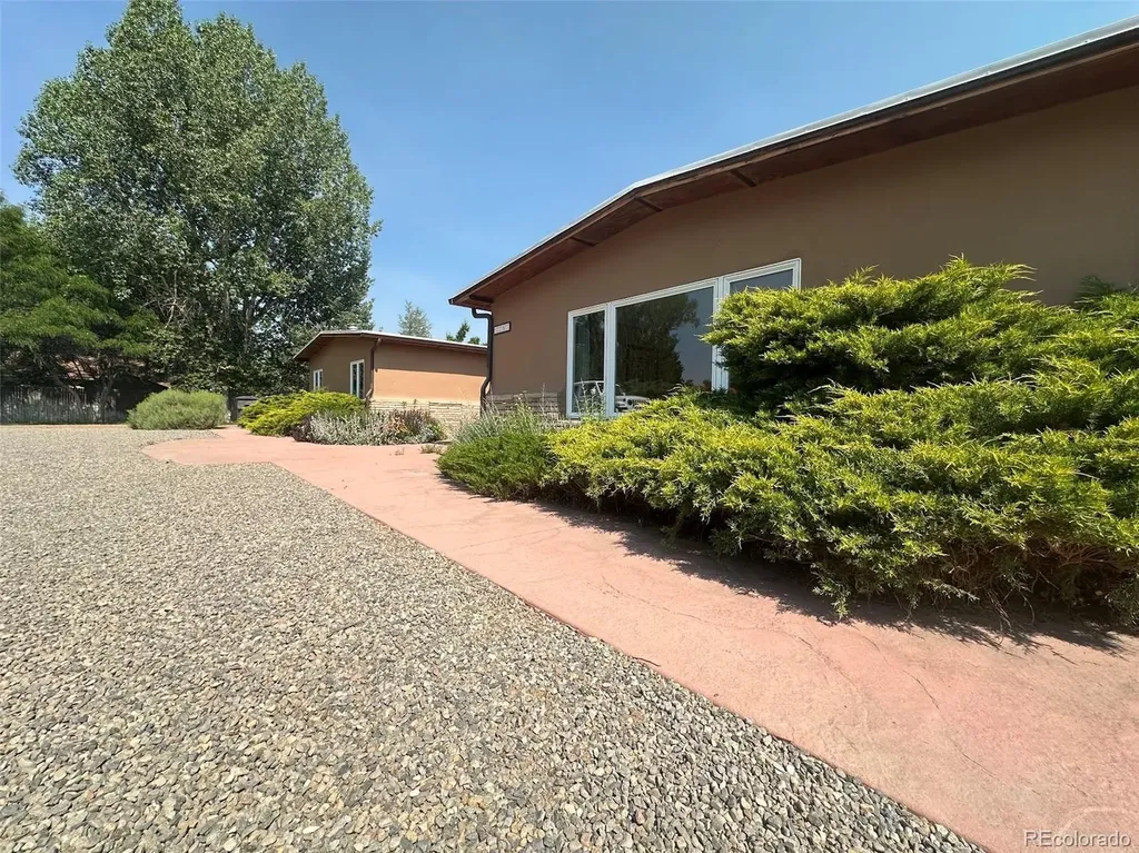 1207 Lincoln Street Alamosa CO 81101