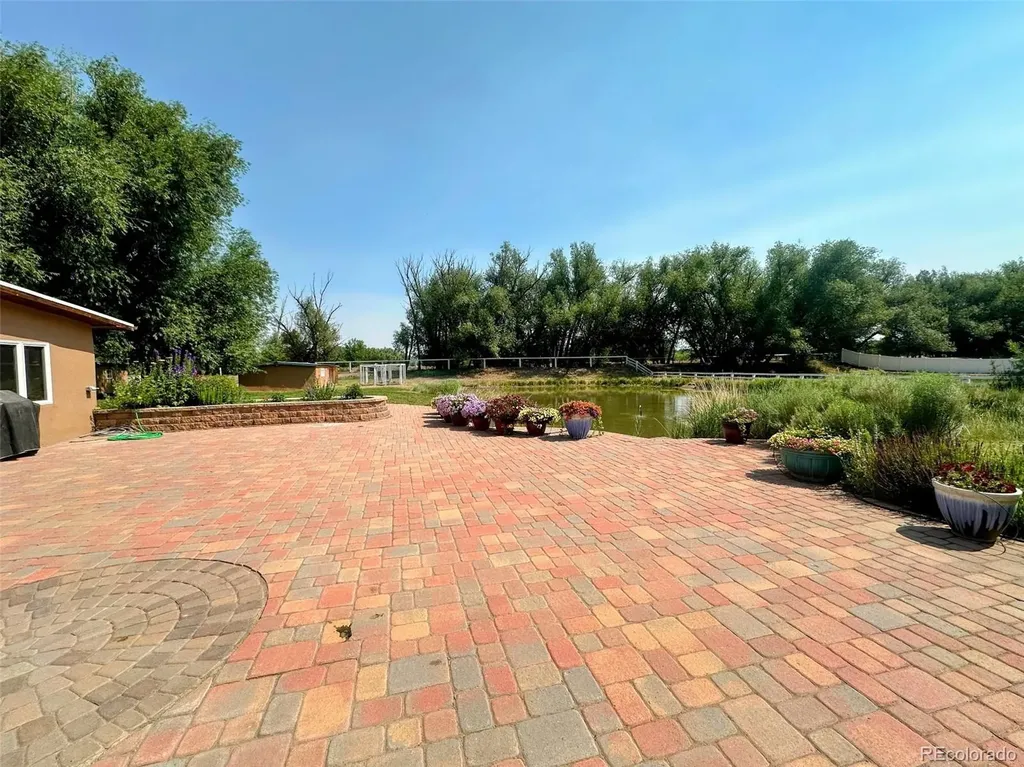 1207 Lincoln Street Alamosa CO 81101