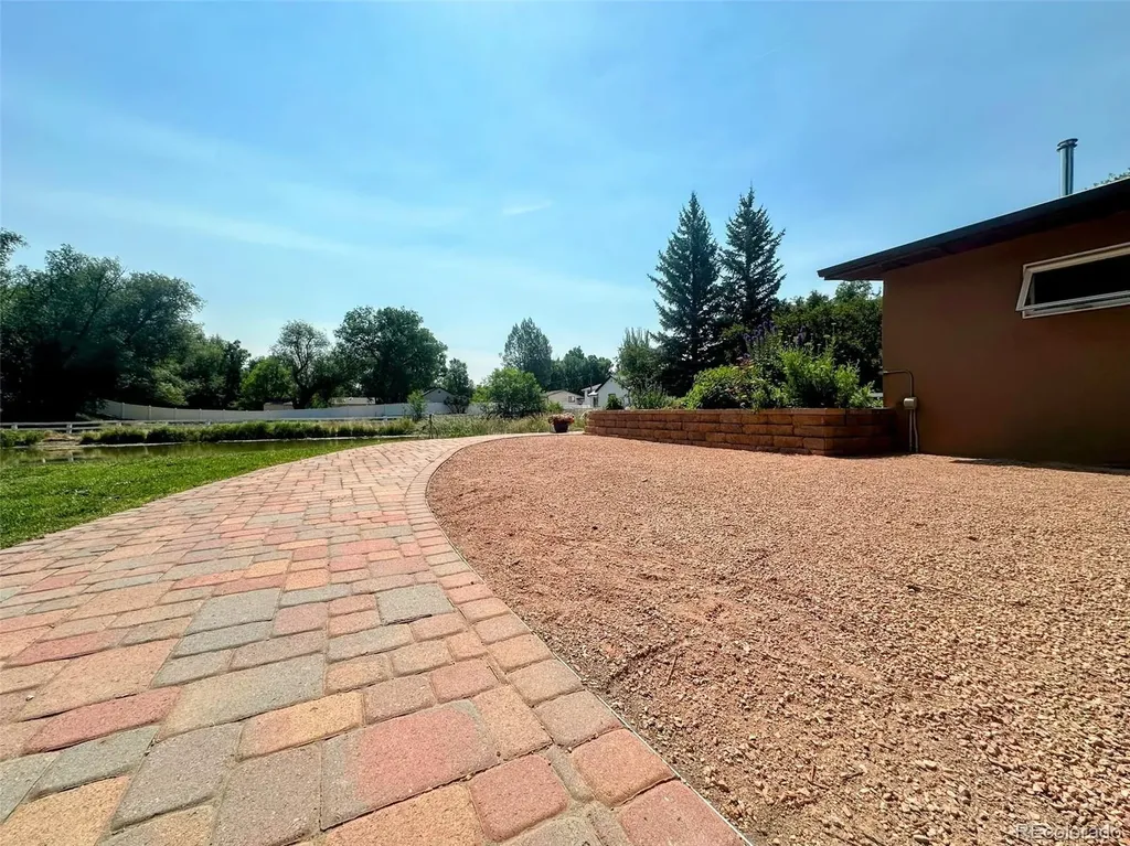1207 Lincoln Street Alamosa CO 81101