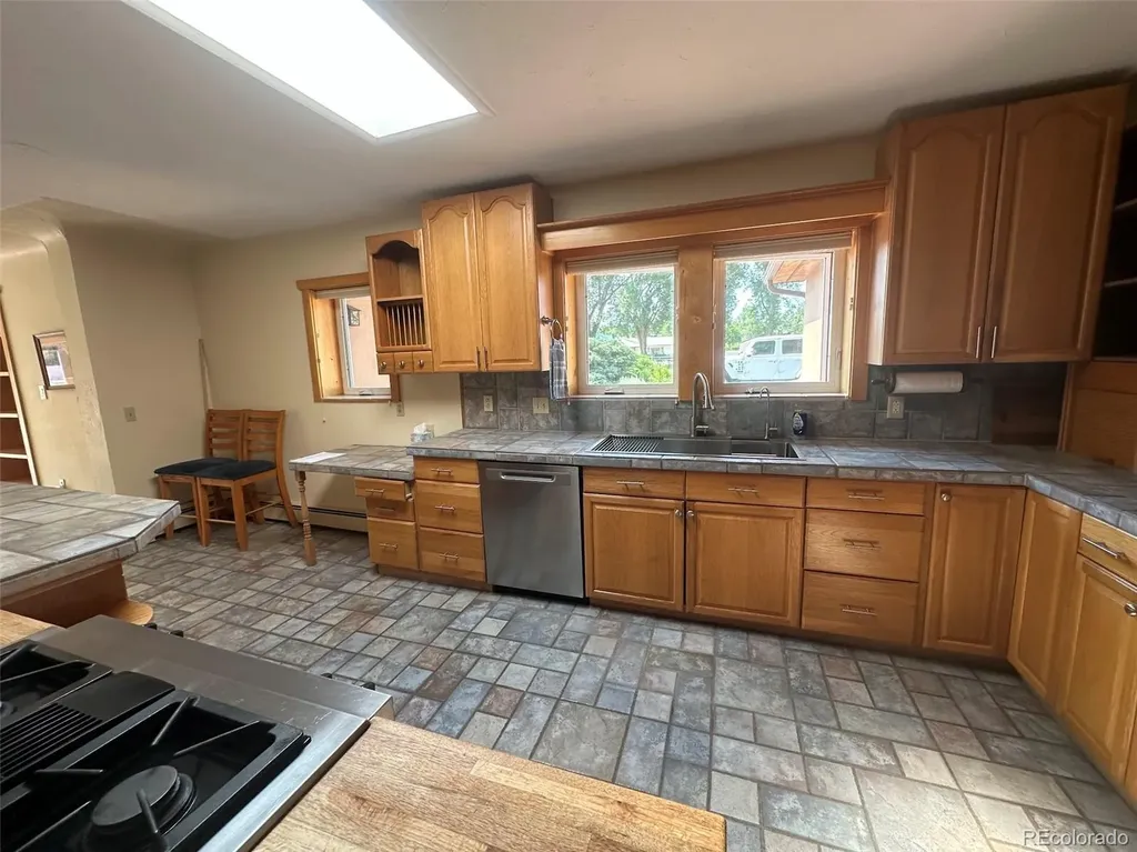 1207 Lincoln Street Alamosa CO 81101
