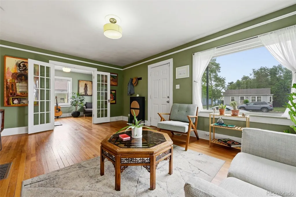 4143 S Logan Street Englewood CO 80113