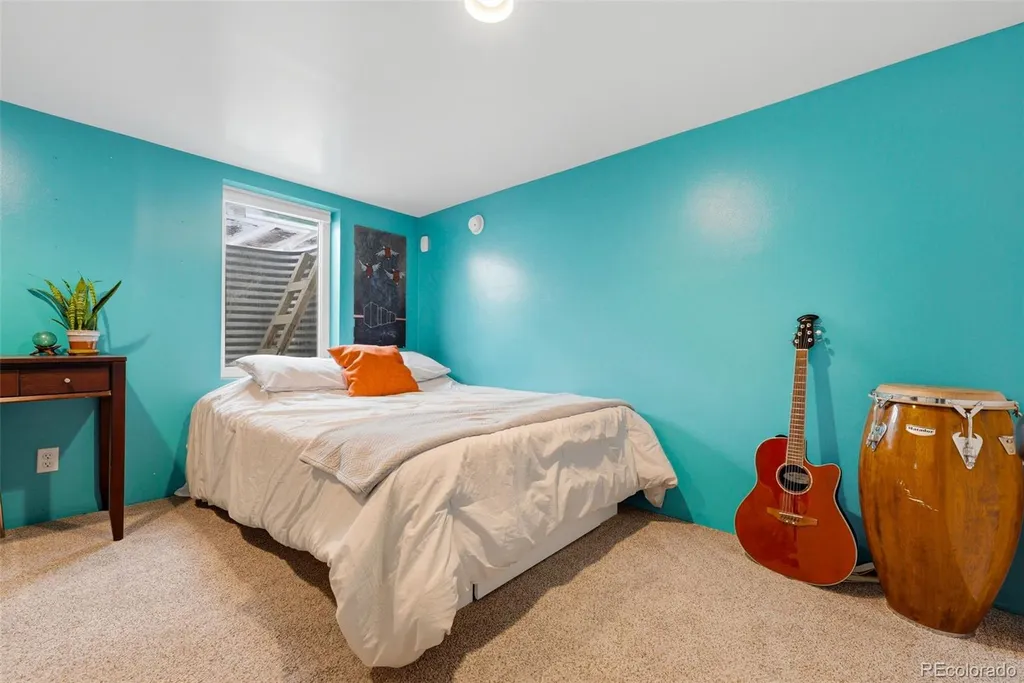 4143 S Logan Street Englewood CO 80113