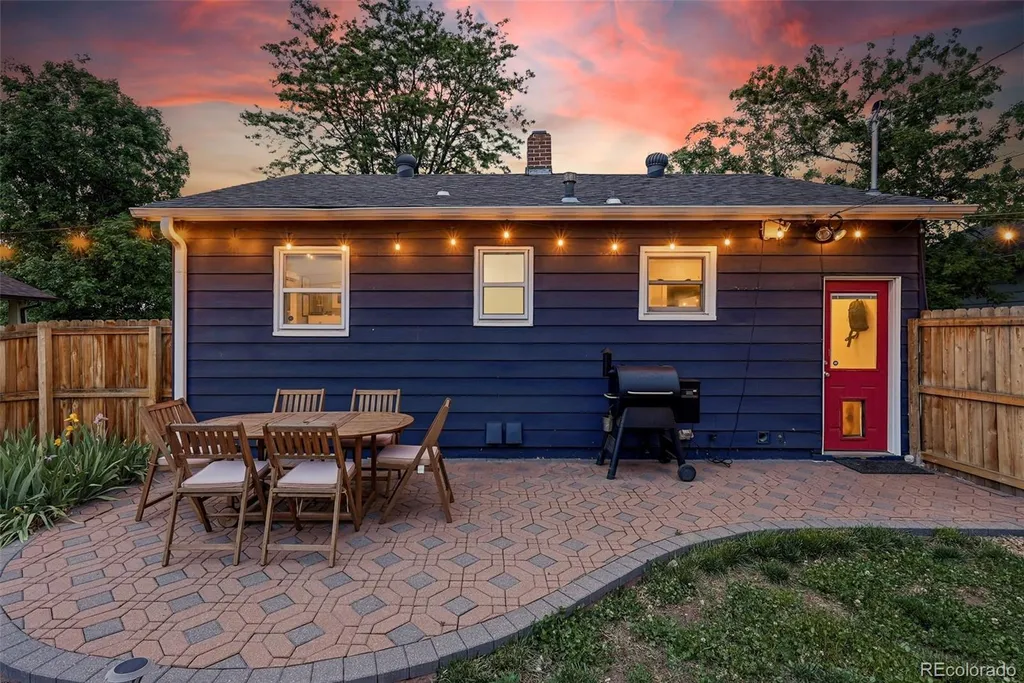4143 S Logan Street Englewood CO 80113