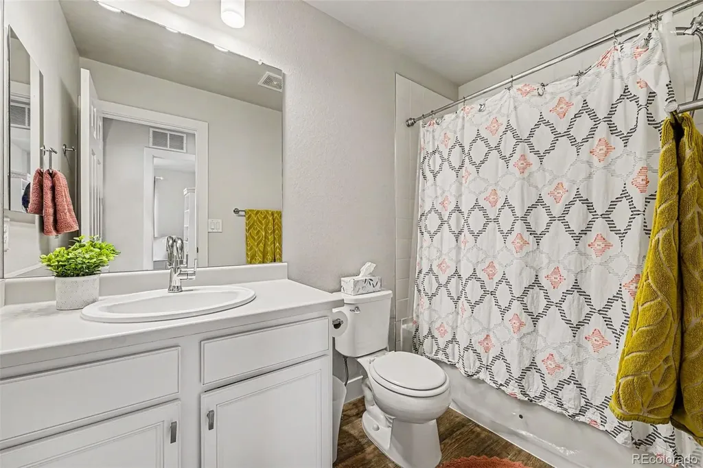 4761 Memphis Street Denver CO 80239