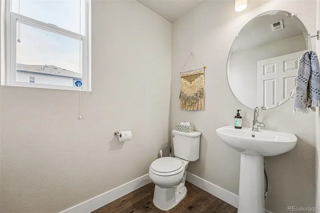 4761 Memphis Street Denver CO 80239