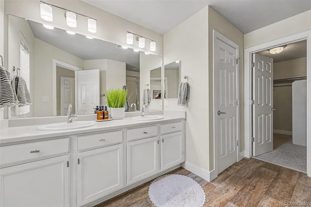 4761 Memphis Street Denver CO 80239
