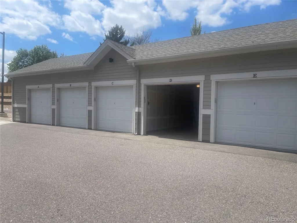 1881 S Dunkirk Street Aurora CO 80017