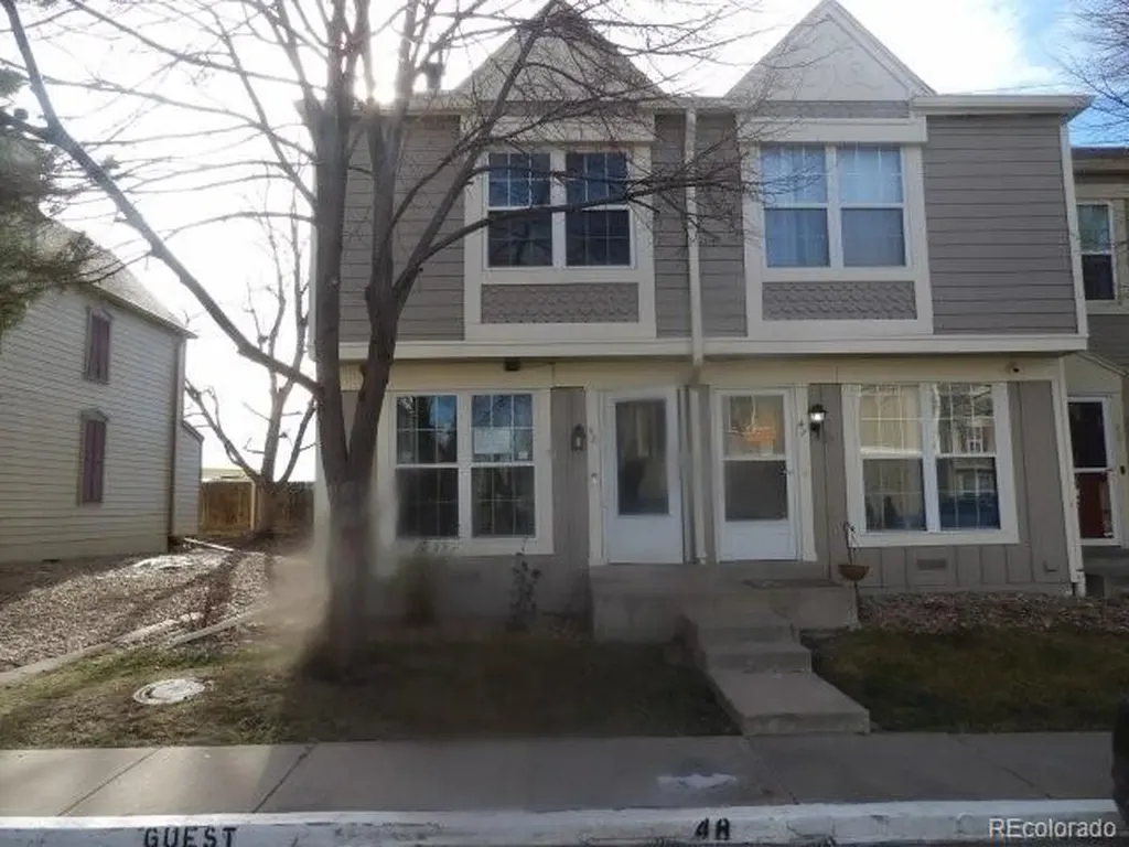 1811 S Quebec Way Denver CO 80231