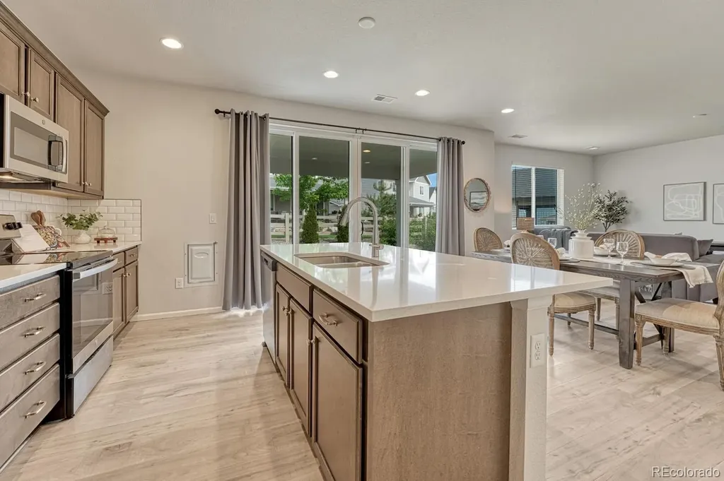 9167 Rio Lado Street Littleton CO 80125