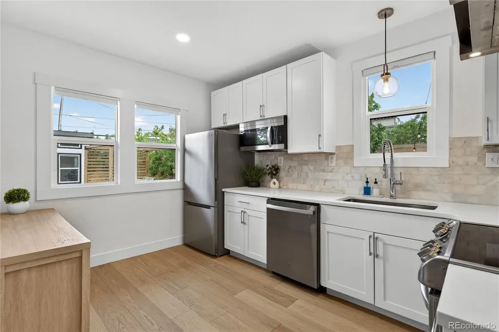 1528 Harrison Street Denver CO 80206