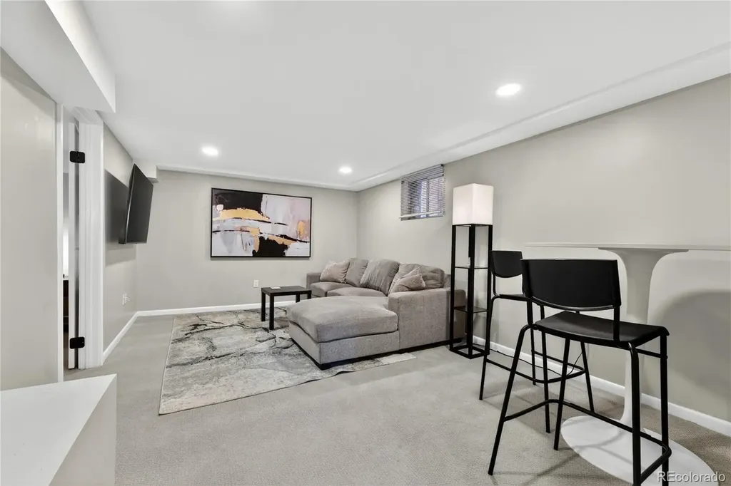 1528 Harrison Street Denver CO 80206