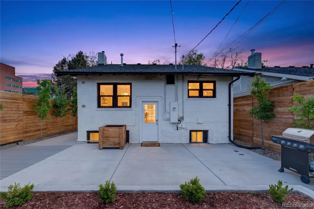 1528 Harrison Street Denver CO 80206