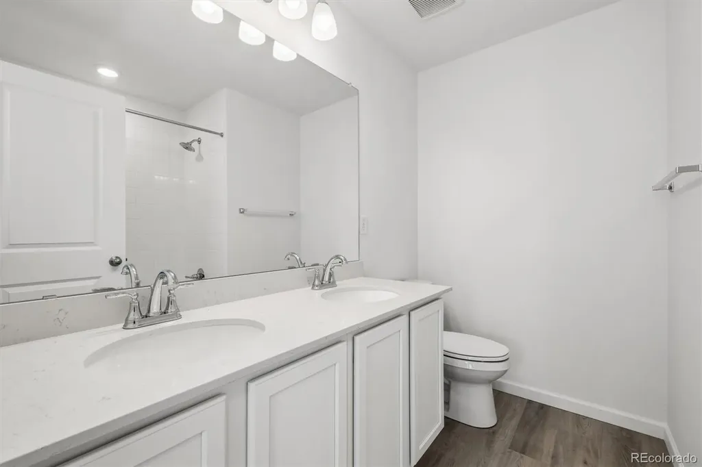 448 S Rifle Street Aurora CO 80017