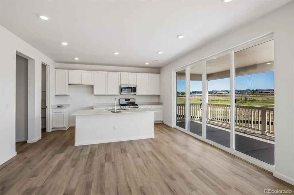 448 S Rifle Street Aurora CO 80017