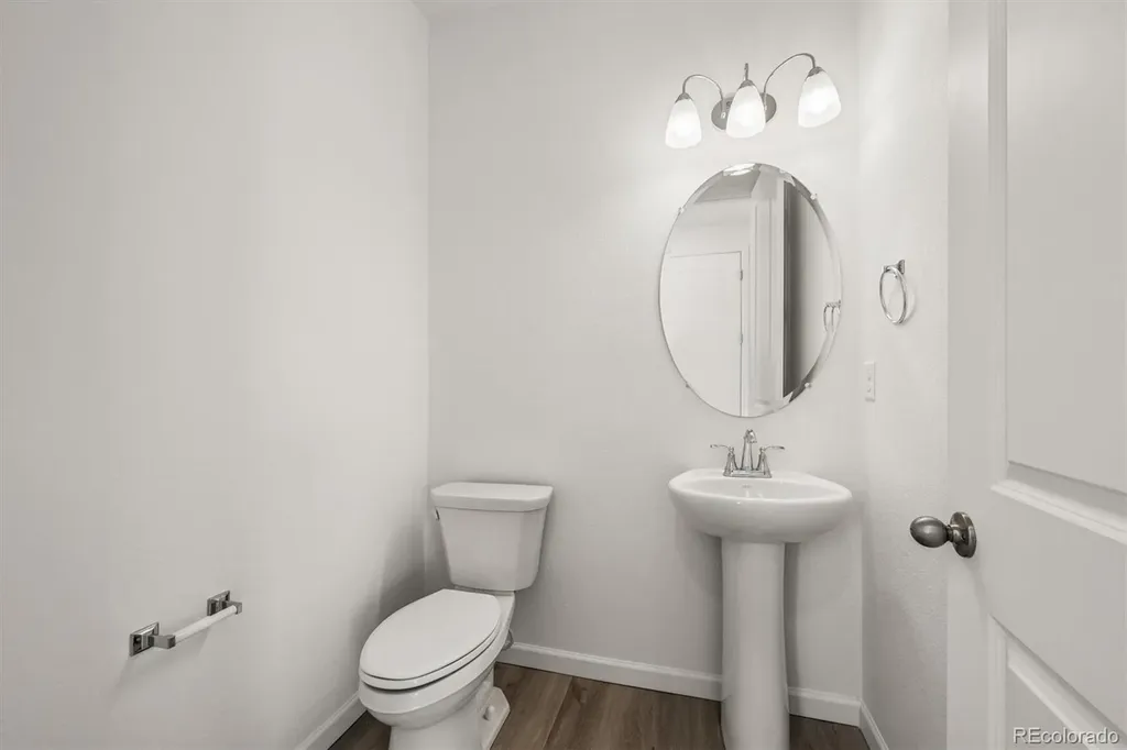 448 S Rifle Street Aurora CO 80017