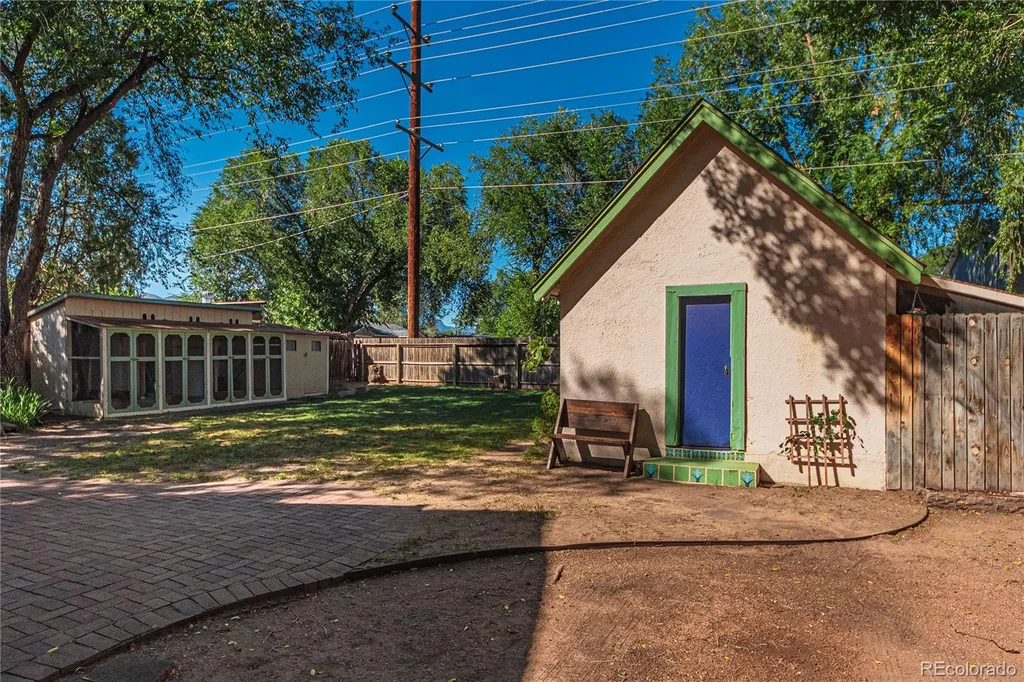 70 Cascade Court Colorado Springs CO 80907