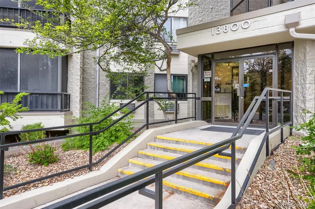 13800 E Marina Drive Aurora CO 80014