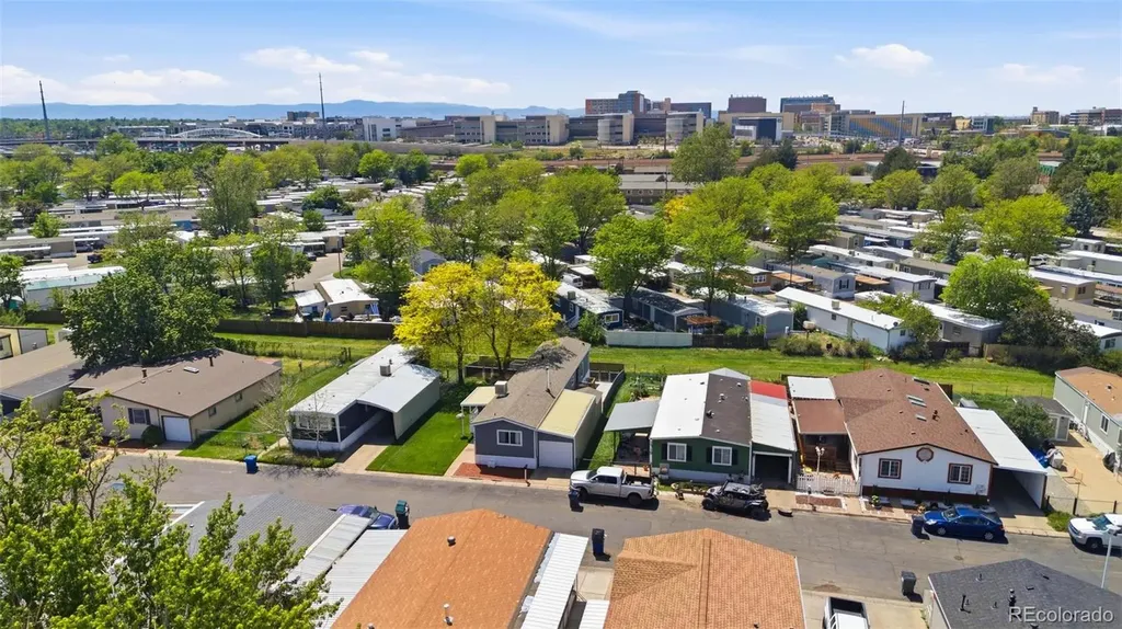 1705 Clark Street Aurora CO 80011