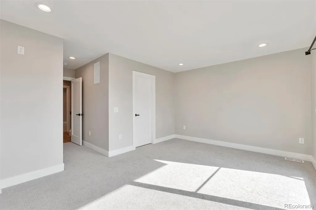 1453 Irving Street Denver CO 80204