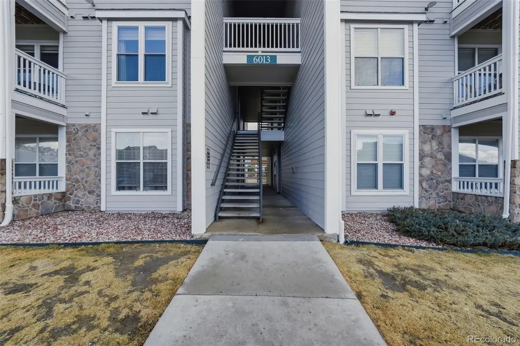 6013 Castlegate Drive W Castle Rock CO 80108