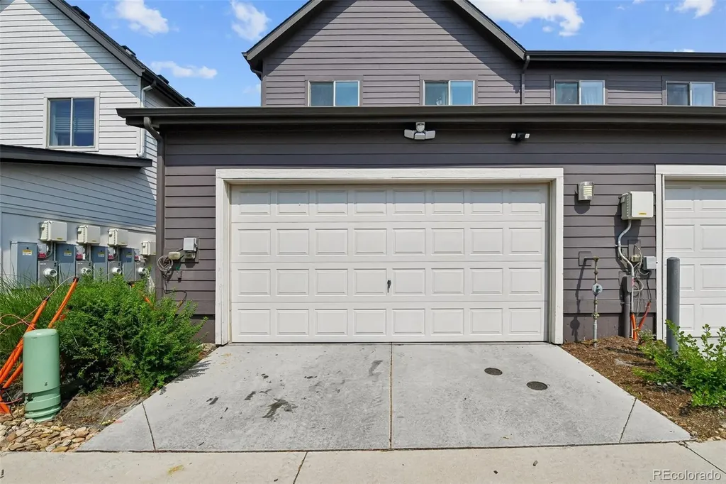 5037 Central Park Boulevard Denver CO 80238