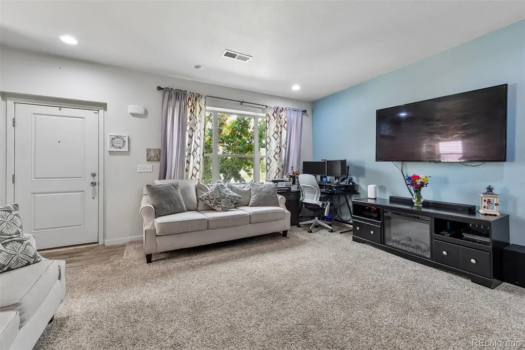 5037 Central Park Boulevard Denver CO 80238