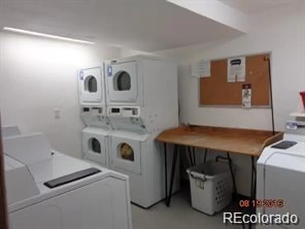 1306 S Parker Road Denver CO 80231