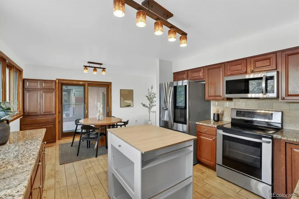 1348 S Drexel Way Lakewood CO 80232