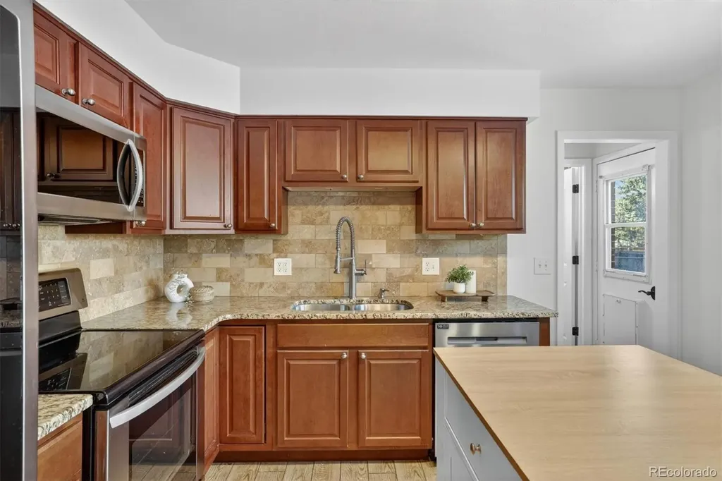 1348 S Drexel Way Lakewood CO 80232