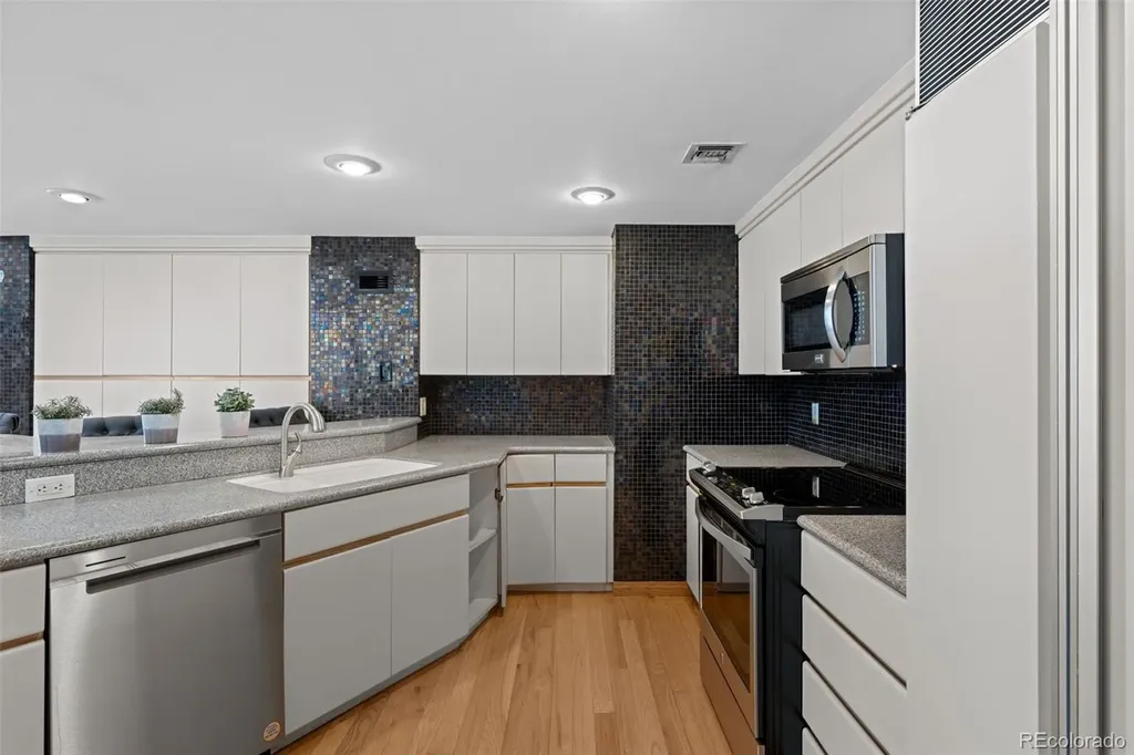 1777 Larimer Street Denver CO 80202