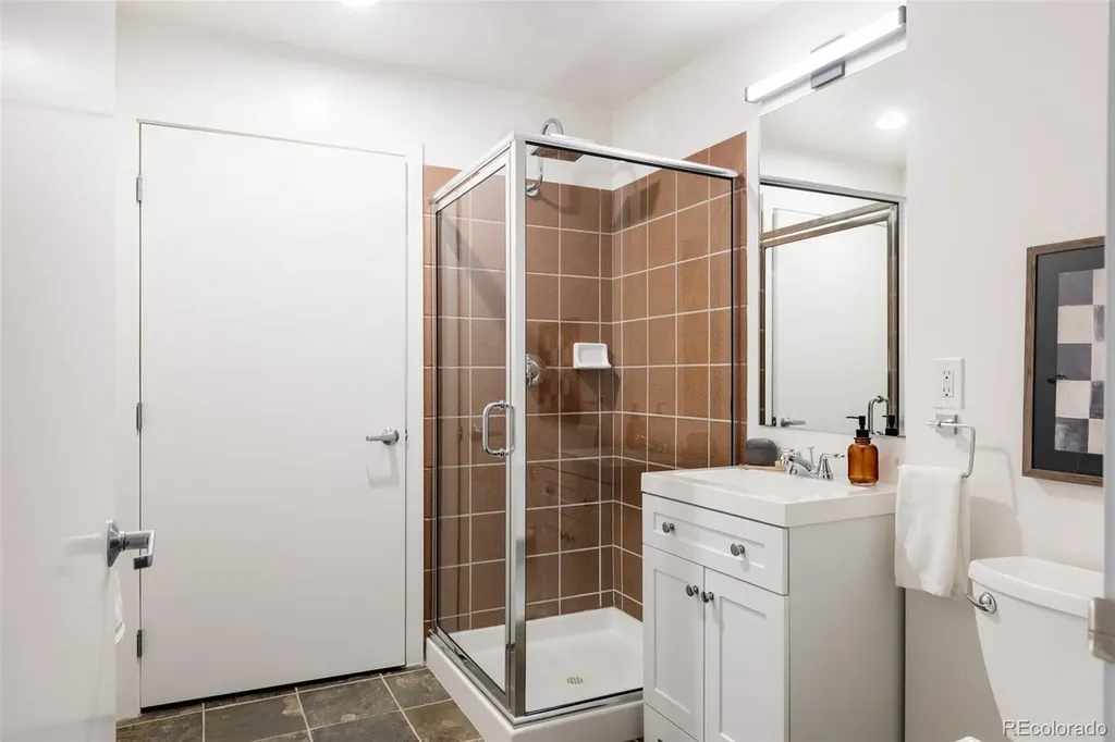 275 S Harrison Street Denver CO 80209