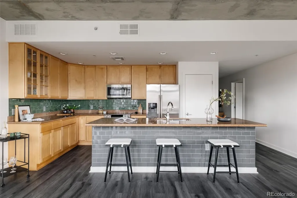 275 S Harrison Street Denver CO 80209