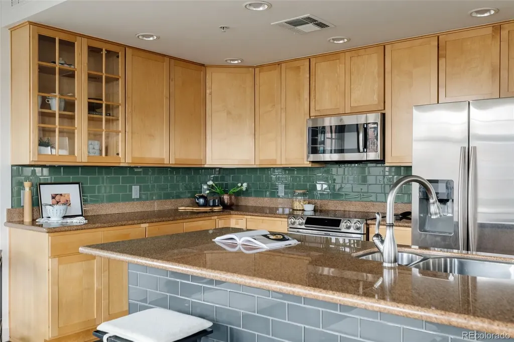 275 S Harrison Street Denver CO 80209