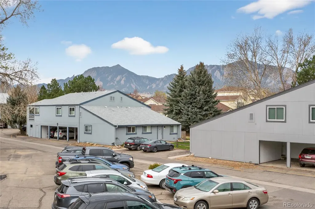 1189 Monroe Boulder CO 80303