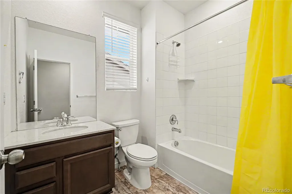 892 Crestone Street Johnstown CO 80534