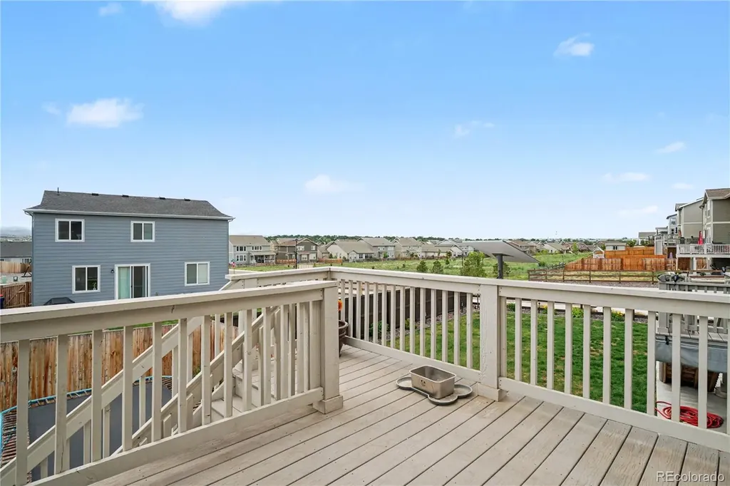 892 Crestone Street Johnstown CO 80534