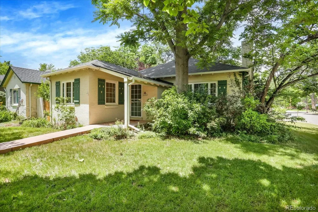 695 Dahlia Street Denver CO 80220