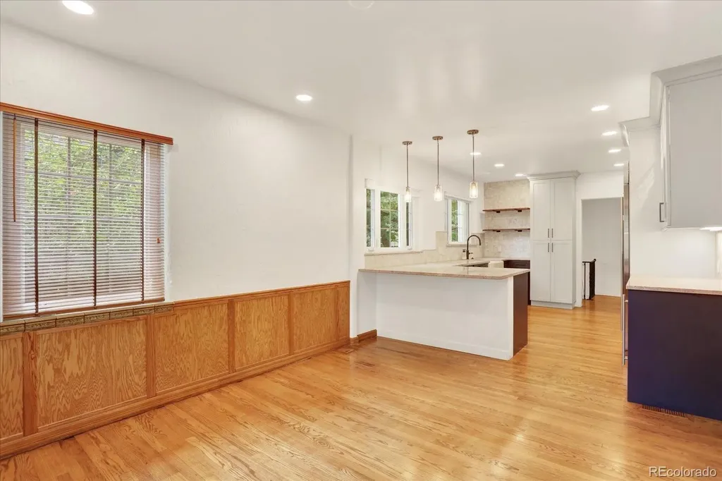 695 Dahlia Street Denver CO 80220